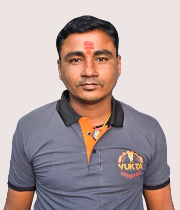 Ravindra Nimase – Press Operator of Yukta Graphics